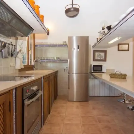 Auba Villa *